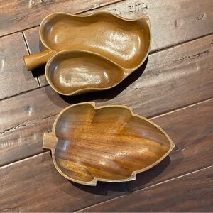 Harry’s Monkey Pod wood Mango  leaf bowl & 1 monkey pod leaf bowl bundle